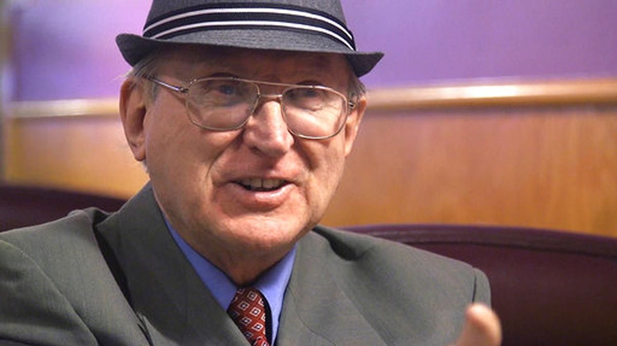 Fotografía del 2 de febrero de 2018, tomada de un video, de Arthur Jones. Jones, candidato republicano para un distrito congresional del área de Chicago.