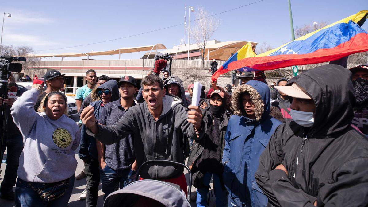 Foto de archivo de migrantes venezolanos en México el 28 de marzo de 2023.