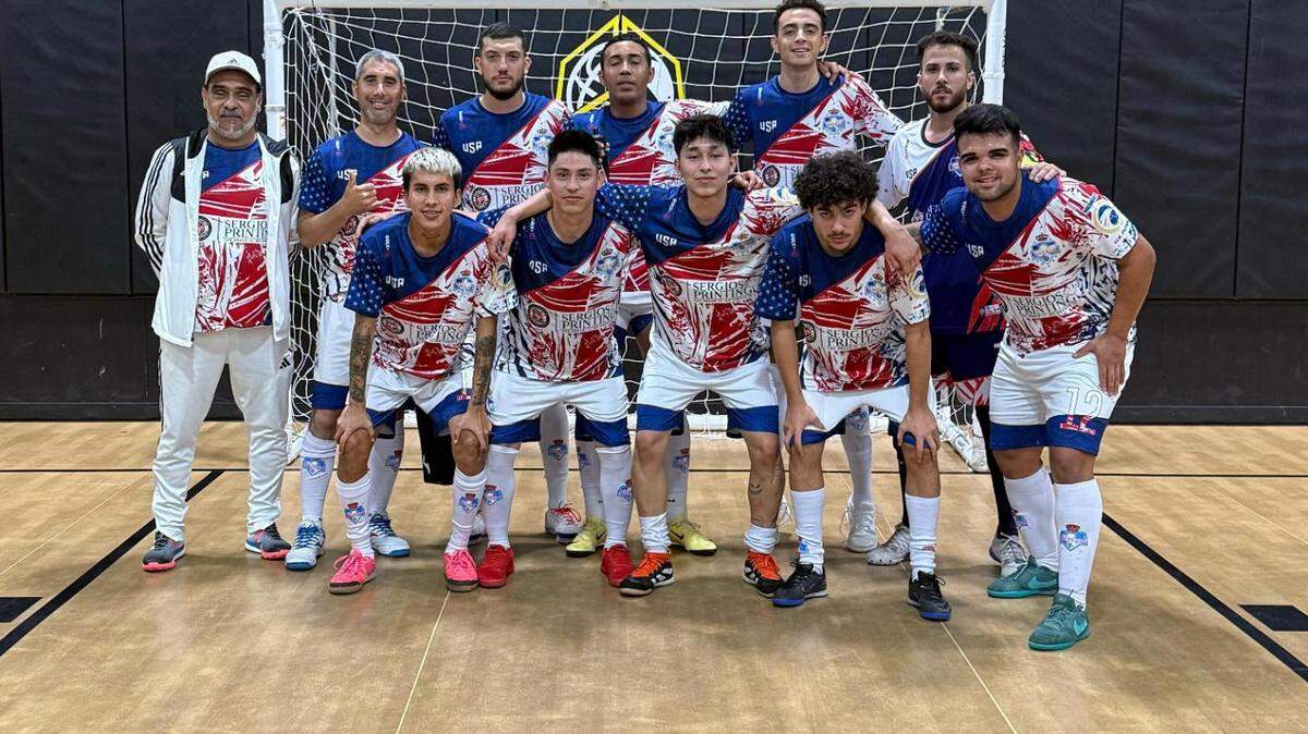 La selección de futsal de florida Miami Angels FS concluyó el 2024 en el 1er lugar en la tabla de posiciones de manera invicta en la Golden División de la Miami FutSal League, torneo que se celebra en las canchas de Sport Box, en el Doral.