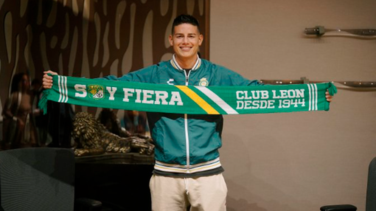 La estrella del fútbol colombiano James Rodríguez fichó por el Club León mexicano después de su breve y fracasado paso por el Rayo Vallecano de la Liga española, anunciaron ambos clubes el lunes.