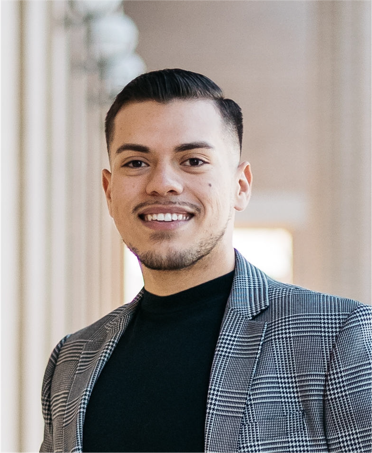 Fernando Martínez es un estudiante en Texas A&M International University, en Laredo, Texas. Fue uno de los beneficiarios de las becas de Miller Lite y HACU en 2019.