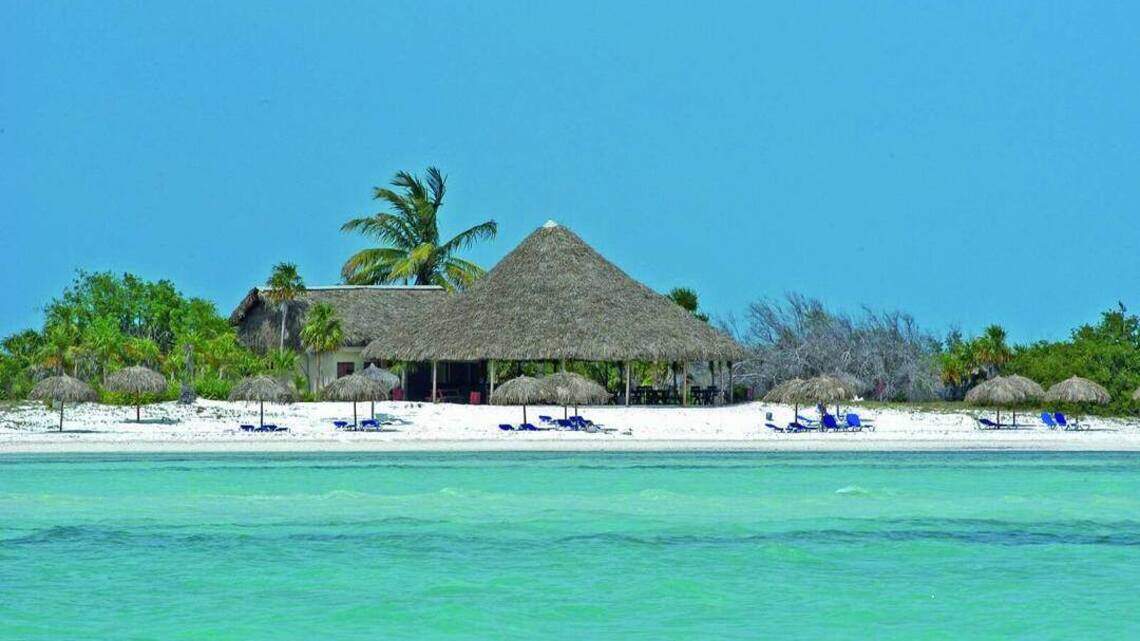 Covid y otros virus infestan Cuba, pero el gobierno ya tiene un ‘destino seguro‘ para turistas