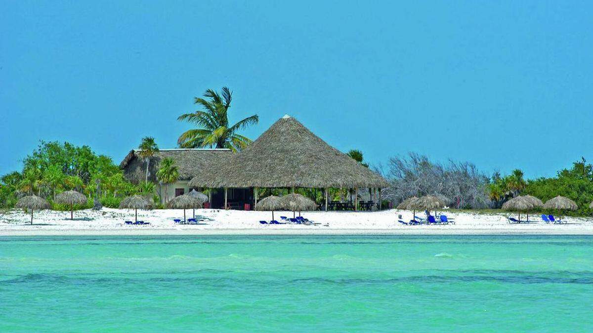 El ministerio de turismo de Cuba asegura que en las playas de la isla no exiten alertas sanitarias por mosquitos, tras reportes oficiales de varios virus en Matanzas.