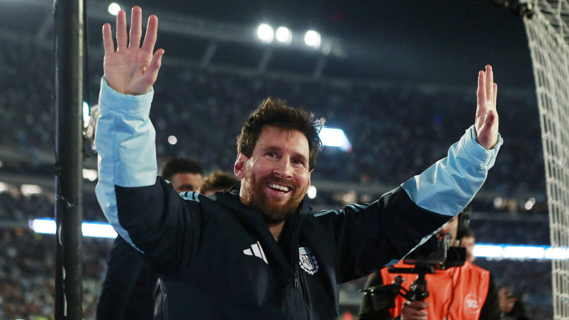 Dos leyendas, un adiós: Cristiano le manda un mensaje a Messi que emociona tras despedida con Argentina