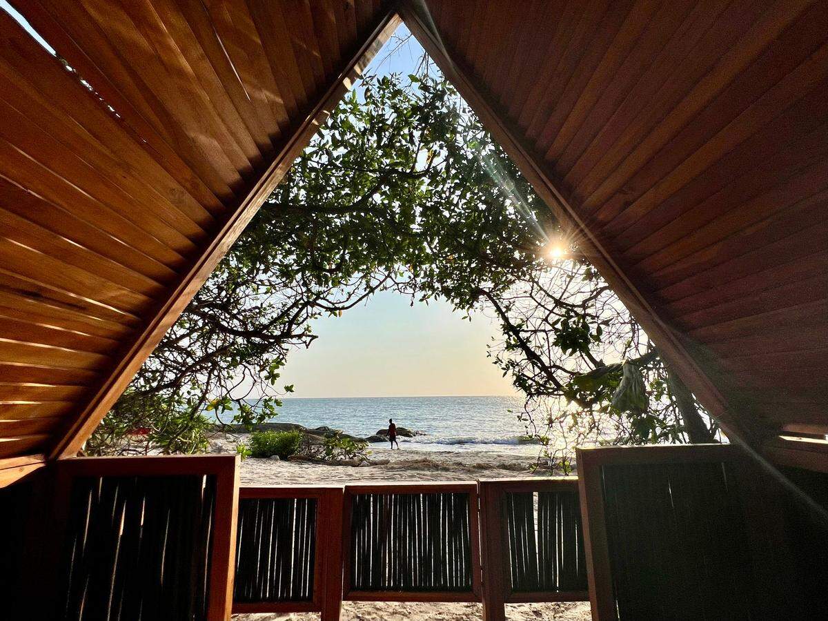 Cabaña playera privada.