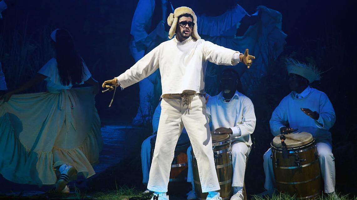 2025, el año donde el reguetón bailó a ritmo de plena y salsa gracias a Bad Bunny