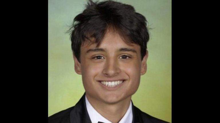 Un año después de que un adolescente fuera apuñalado 94 veces en un condominio de Brickell, salen a la luz más detalles