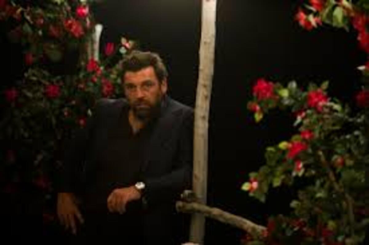 En Netflix la serie policial española ‘Dos tumbas’ (2025). 