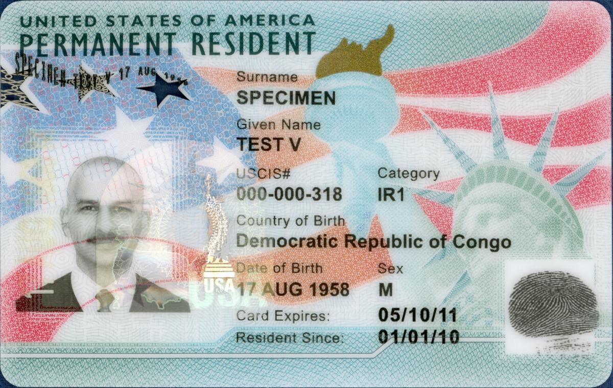 Tarjeta de residencia permanente, popularmente conocida como ‘green card’.