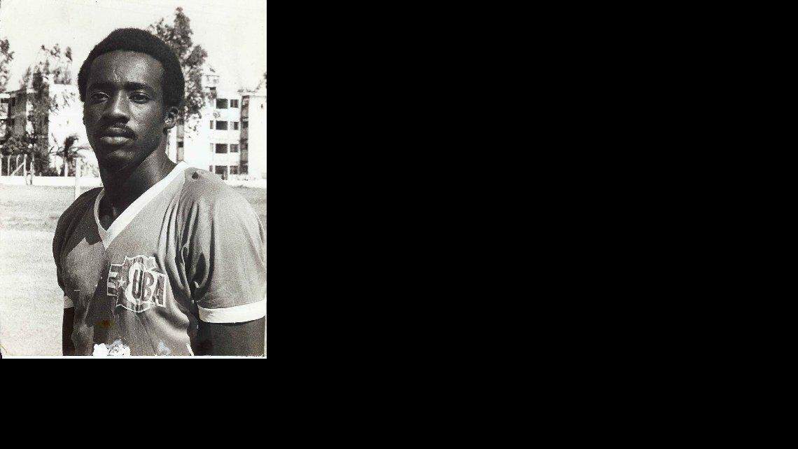 A su paso por las canchas, el cubano Jorge Rafael Massó Mustelier arrancó los más encendidos elogios de la crónica internacional. Recibió el Balón de Oro en el Preolímpico de Los Angeles 1984.