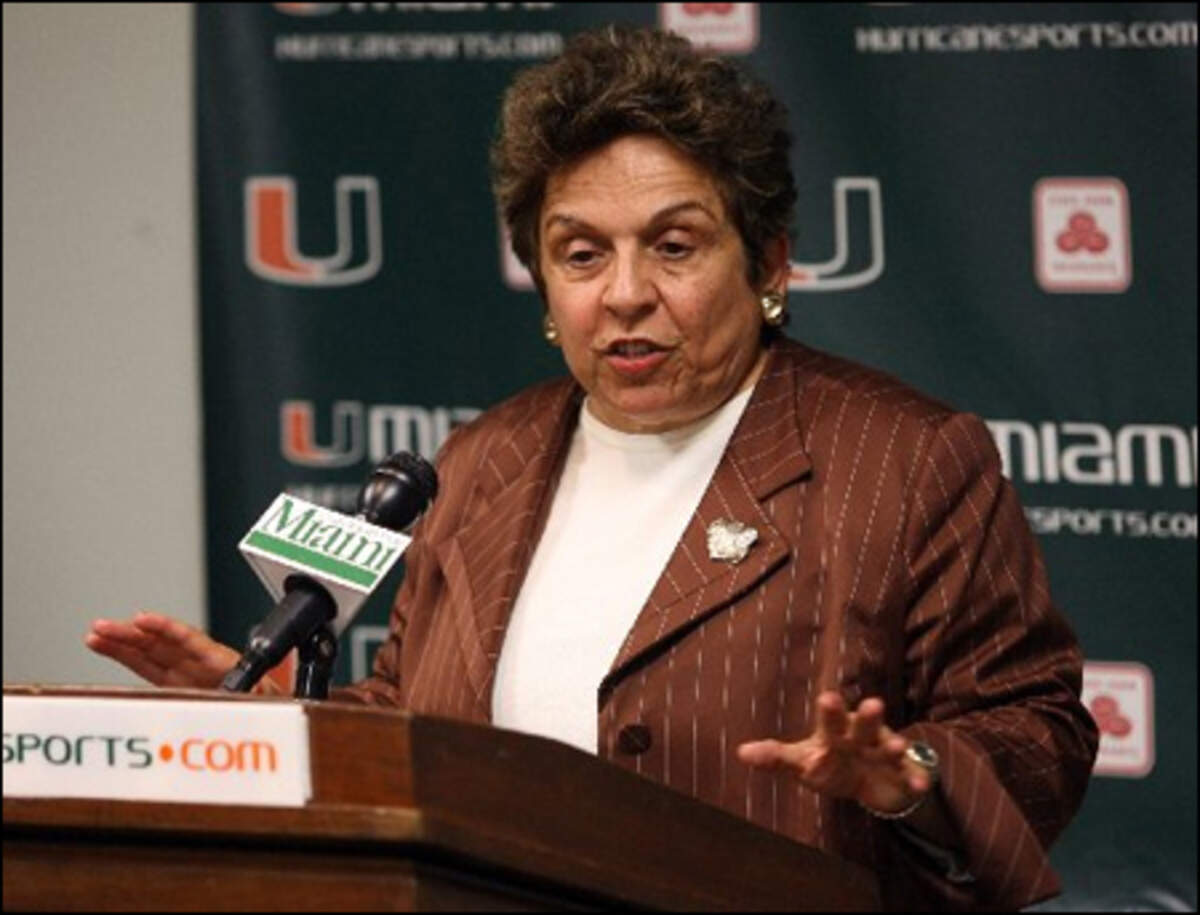 Donna Shalala fue presidenta de la Universidad de Miami y antigua secretaria de Salud federal.