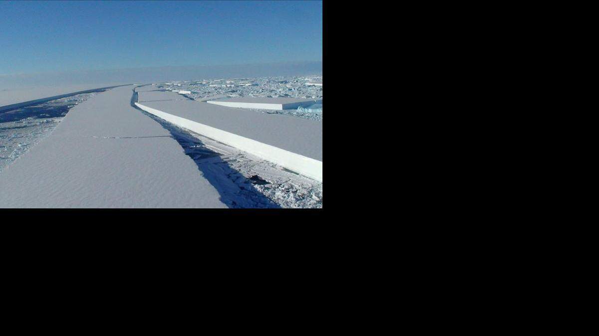Un bloque de hielo en la Antártida. 