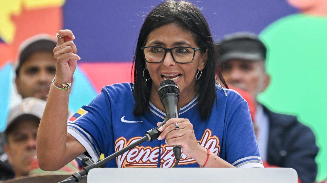 Venezuela moves to restructure debt amid economic recovery push