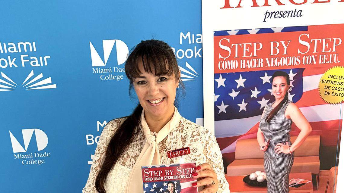 Nancy Clara marca tendencia con libro: ‘Step by Step: Cómo hacer negocios con EEUU’
