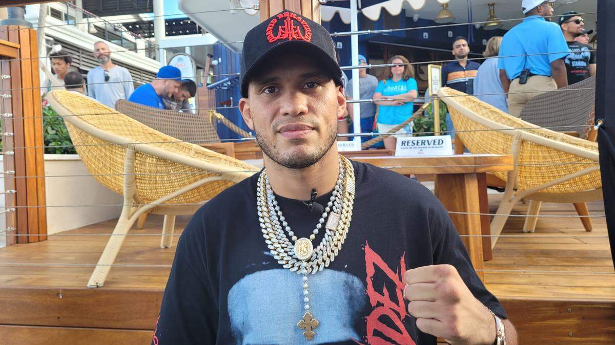 David Benavídez no solo se mudó de división. El “Mexican Monster'' tomó la decisión de moverse de su tradicional campamento en Seattle y compró una casa desde hace varios meses en Miami. 