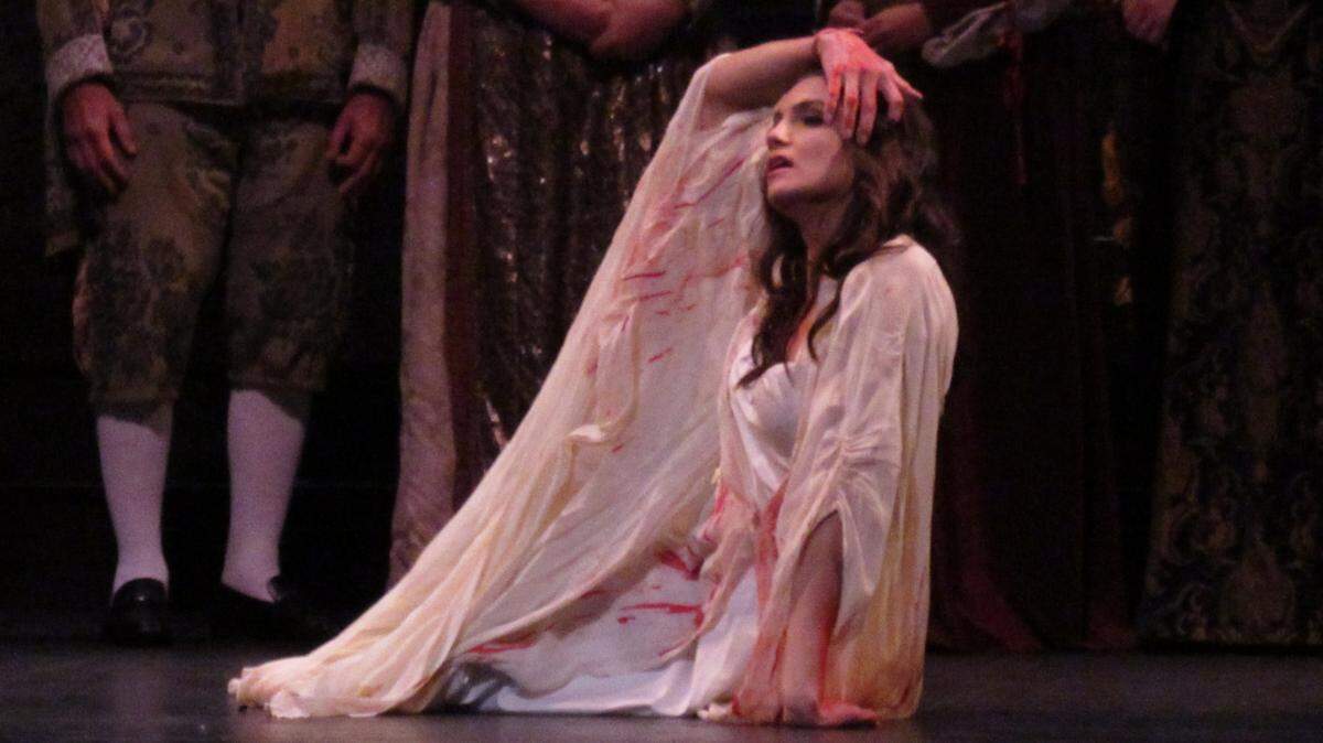 Christine Roo Suits dio una clase magistral con su impecable y sentida interpretación del ‘aria de la locura’ de ‘Lucia de Lammermoor’.