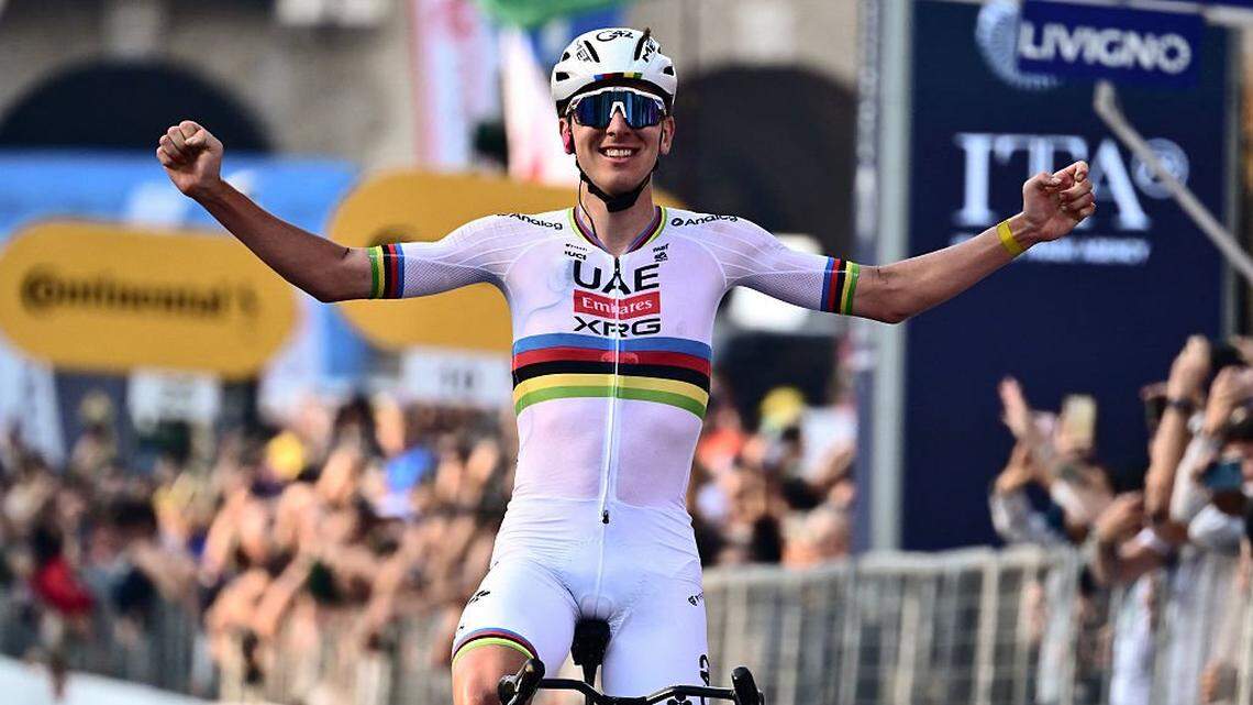 Hazaña tras hazaña en 2025, Pogacar se confirma como el rey indiscutible del ciclismo mundial