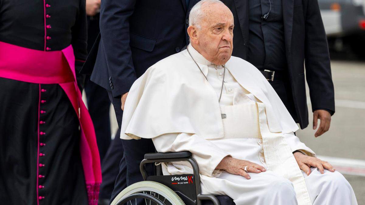 El Papa Francisco, nacido Jorge Mario Bergoglio, visita Bélgica del 26 al 29 de septiembre para celebrar el 600 aniversario de las universidades KU Leuven y UCLouvain.
