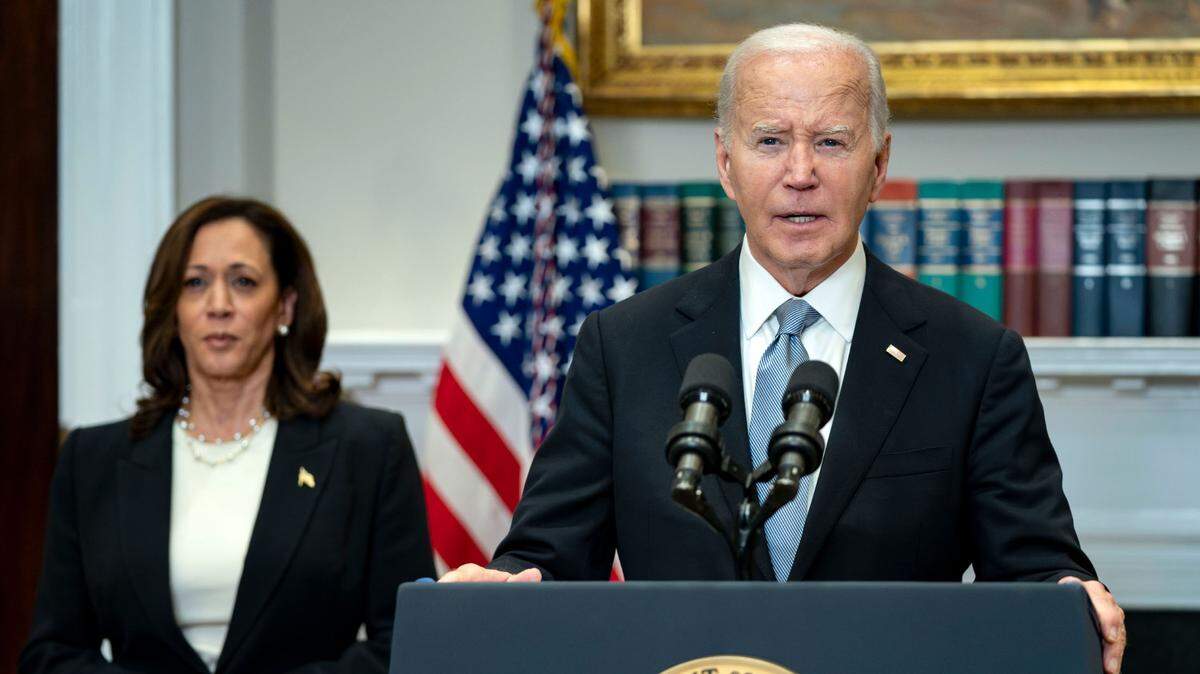  Seis de cada diez hispanos encuestados sobre las elecciones presidenciales de noviembre próximo creen que el presidente de Estados Unidos, Joe Biden, debería ser reemplazado como candidato, según un sondeo de la Universidad Internacional de Florida (FIU, en inglés) revelado este jueves.