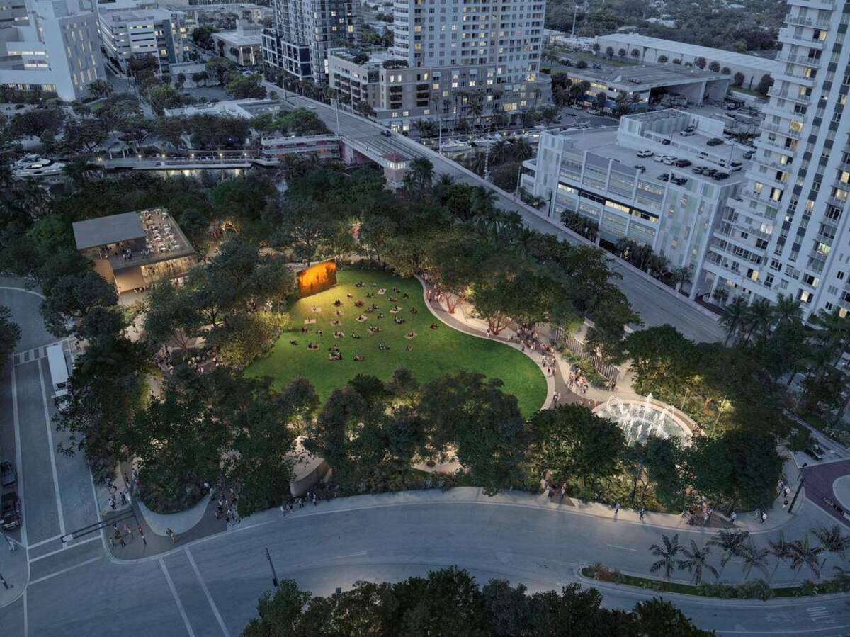 Vista aérea del rediseñado Parque Huizenga en el centro de Fort Lauderdale, que se inaugura a finales de enero.