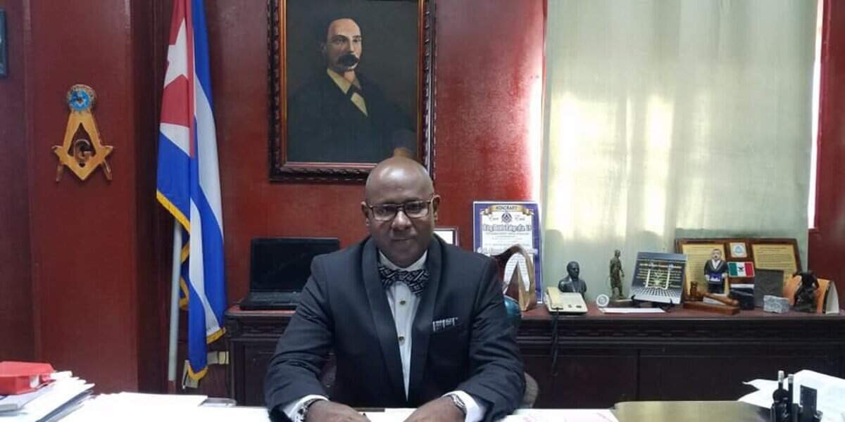 Gran Maestro de la Logia en Cuba, Ernesto Zamora