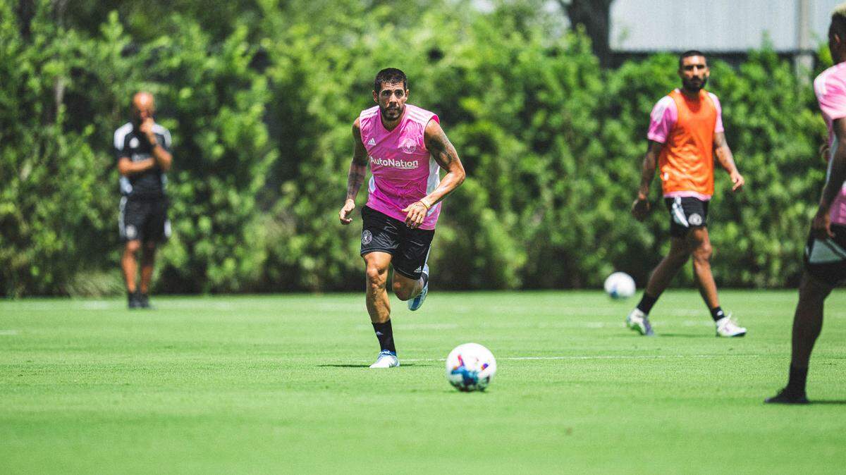 Alejandro Pozuelo, el nuevo jugador del Inter Miami, se entrena bajo las órdenes de Phil Neville este viernes 15 de julio en las instalaciones del club en Fort Lauderdale.