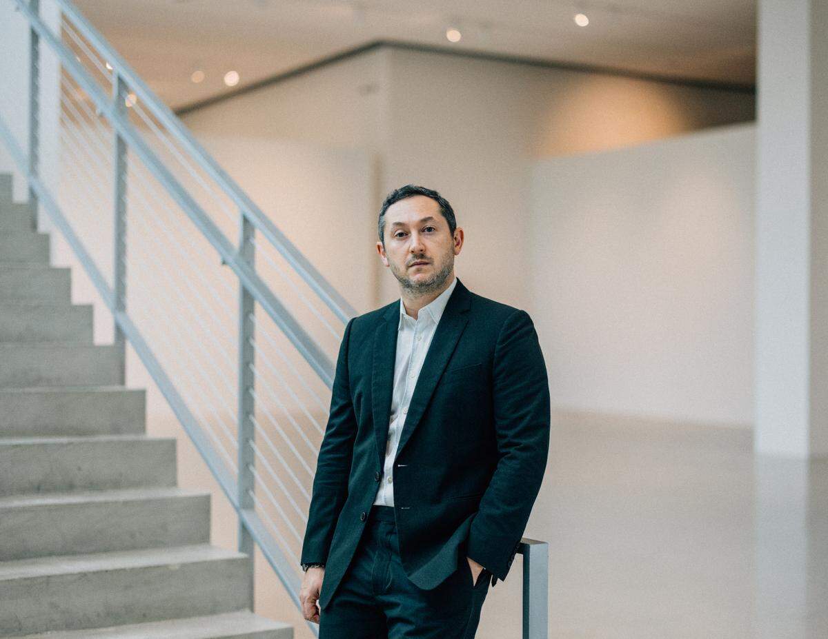 Alex Gartenfeld, el director artístico del Institute of Contemporary Art, Miami, se encuentra en el edificio que solía albergar la Colección de la Cruz en el Design District. ICA, Miami ha adquirido el edificio para expandir su museo.
