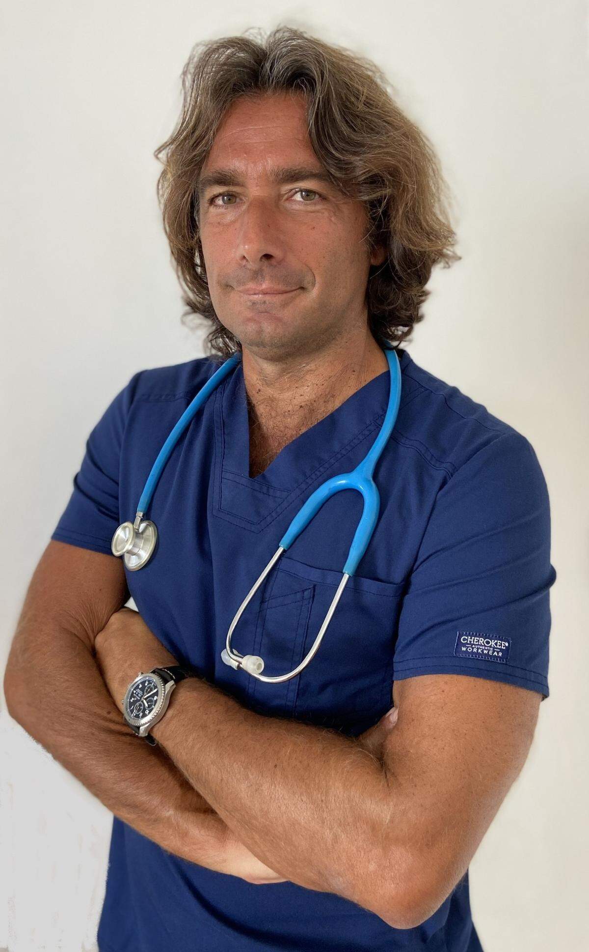 El Dr. Gianluca Iacobellis, endocrinólogo e investigador de diabetes del Sistema de Salud de la Universidad de Miami.