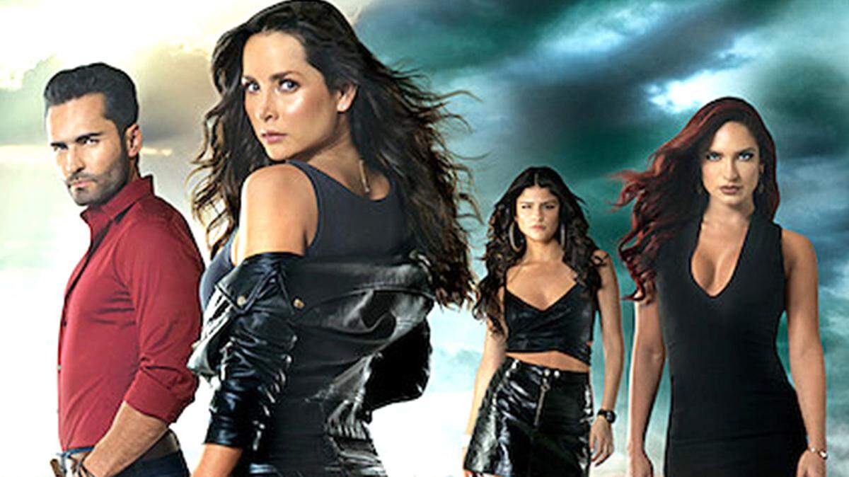 Carmen Villalobos, Fabián Rios, Johanna Fadul, Stephania Duque.