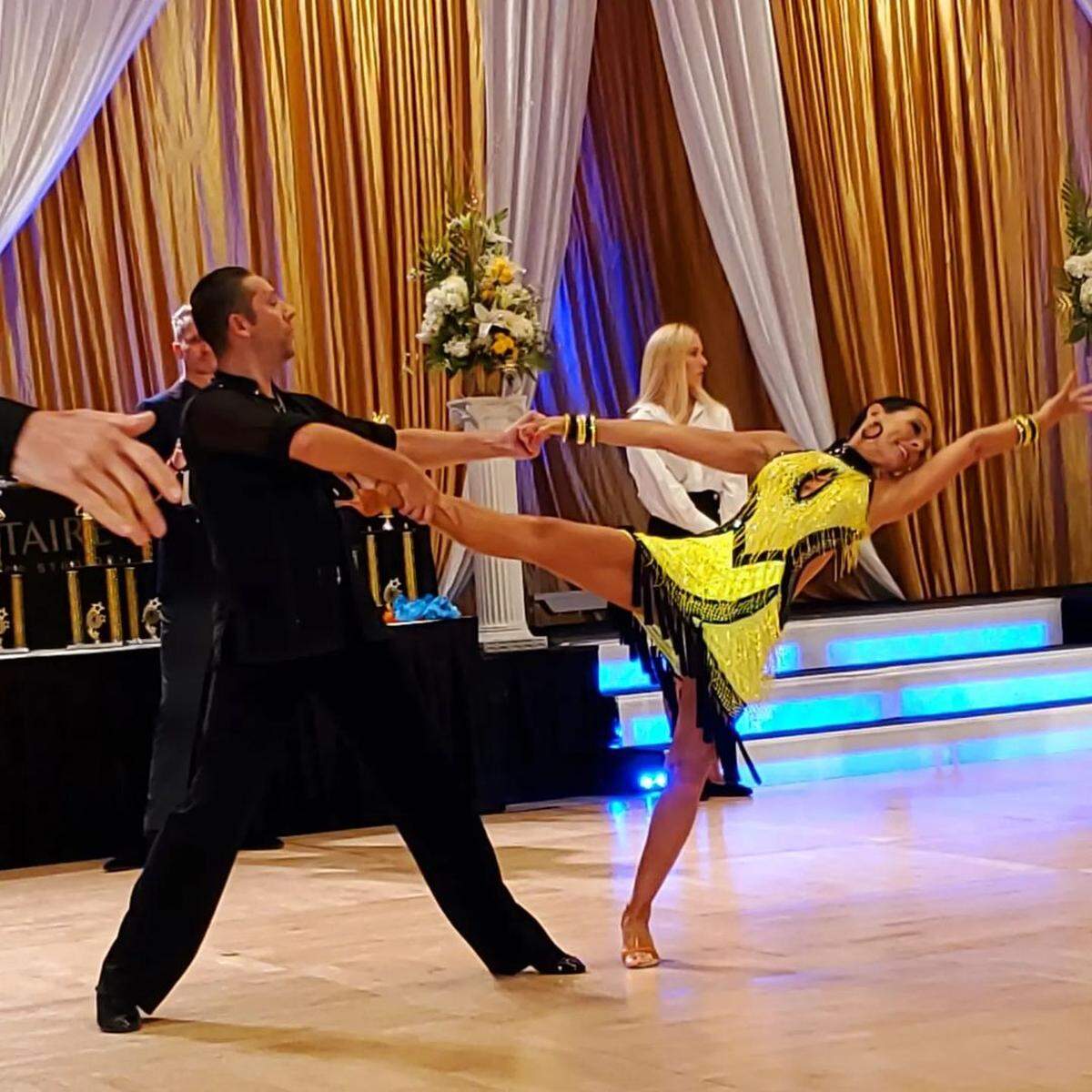 Fred Astaire Coral Gables ofrece lecciones para bailarines de todos los niveles.