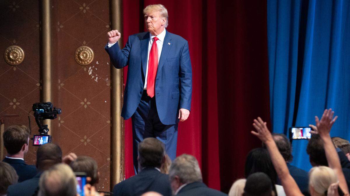 El expresidente Donald Trump habla durante la Convención del Partido Republicano de Carolina del Norte en el Centro de Convenciones de Koury el sábado 10 de junio de 2023 en Greensboro, Carolina del Norte.