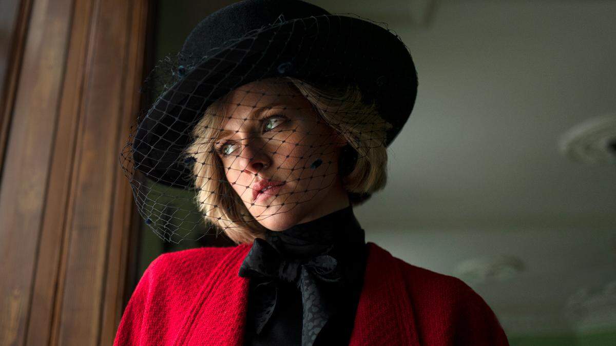 “Spencer”, dirigida por Pablo Larraín, trata sobre el matrimonio de la princesa Diana y el príncipe Carlos. Se proyecta el 27 de noviembre a las 7 p.m.