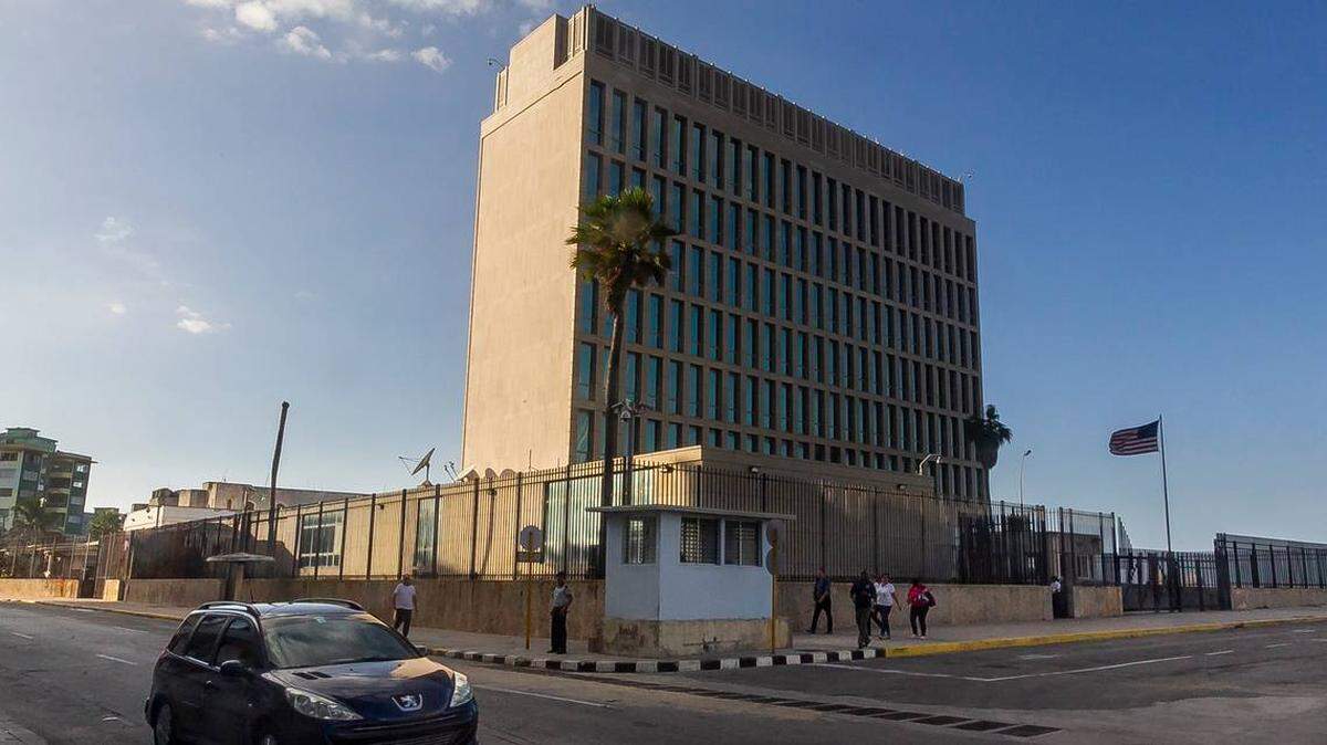 La embajada de Estados Unidos en La Habana, el 14 de noviembre del 2018. MATIAS J. OCNER MOCNER@MIAMIHERALD.COM