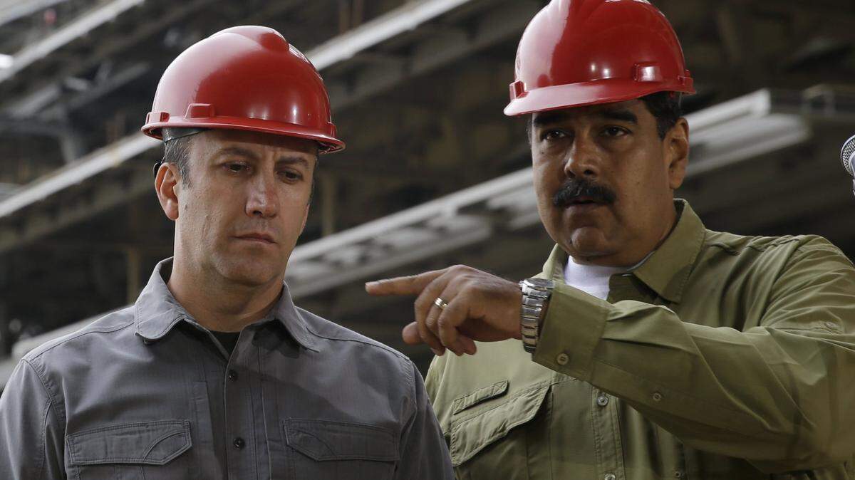 Foto de archivo. Según las autoridades estadounidenses, Víctor Mones Coro, de 52 años, utilizó la empresa American Charter Services (ACS) para transportar a altos cargos del gobierno de Nicolás Maduro incluyendo al ministro de Petróleo, Tareck El Aissami (izq.) y su socio comercial Samark López, ambos sancionados por narcotráfico.