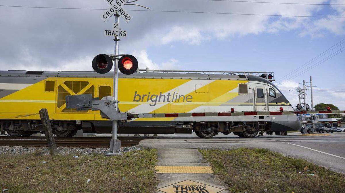 El miércoles 22 de octubre de 2025, un tren de Brightline atropelló mortalmente a una persona en Pompano Beach, según informó la policía del Condado Broward (BSO).