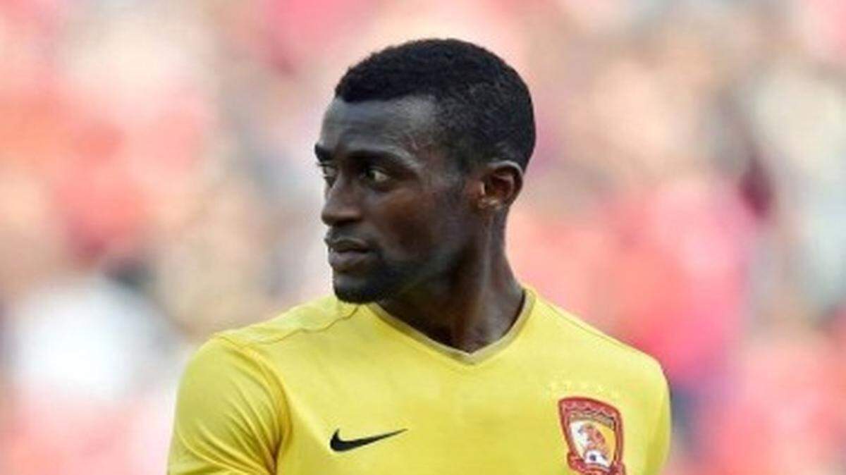 El delantero colombiano del Guangzhou Evergrande Jackson Martínez, exjugador del Atlético de Madrid, que no ha sido inscrito por su club en la Liga de Campeones asiática,  podría irse de la liga china para incorporarse al Leicester inglés.
