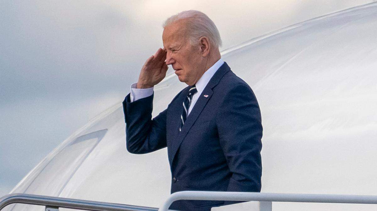 El presidente de Estados Unidos, Joe Biden, dijo este miércoles que apoya “firmemente” el plan del presidente de la Cámara de Representantes, el republicano Mike Johnson, para que se vote por separado la ayuda a Ucrania e Israel, en lugar de toda junta en un paquete legislativo único.
