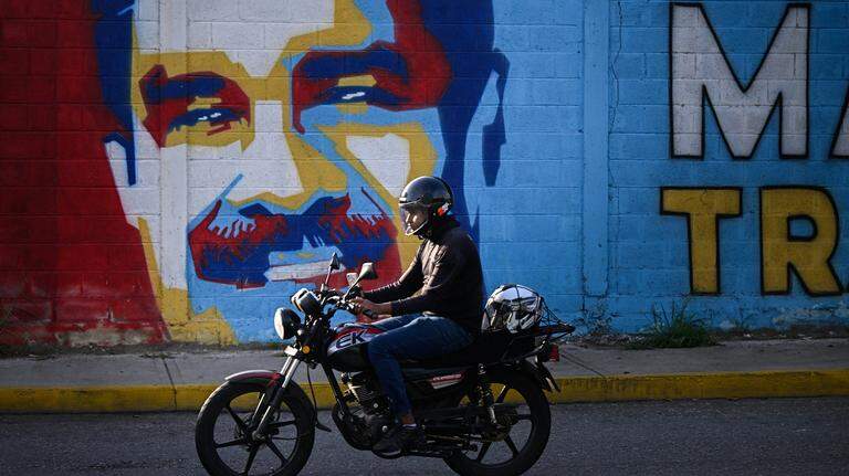 Maduro comienza a borrarse en una Venezuela bajo tutela de EEUU