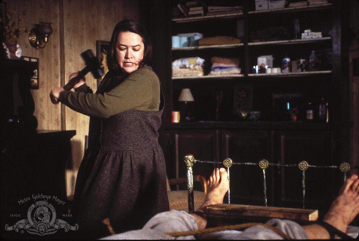 En Coral Gables Art Cinema el thriller ‘Misery’ (1990) con las actuaciones de James Caan y Kathy Bates. Adaptado de la novela homónima de Stephen King.
