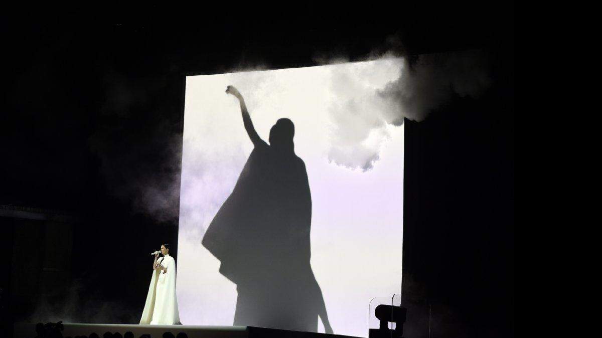 Katy Perry canta en la 57ª edición de los Grammy anuales en Los Ángeles 08 de febrero 2015.