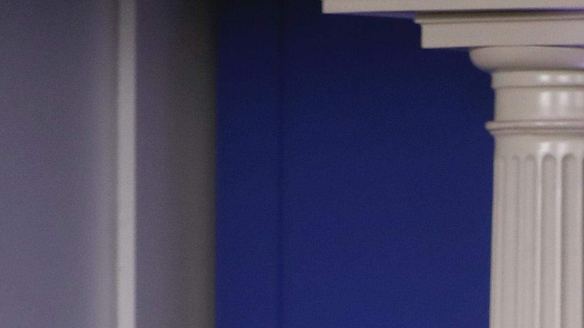 El secretario de prensa de la Casa Blanca, Sean Spicer, habla a los medios de comunicación durante la sesión informativa diaria en la sala de prensa Brady de la Casa Blanca en Washington, el martes 14 de marzo de 2017.
