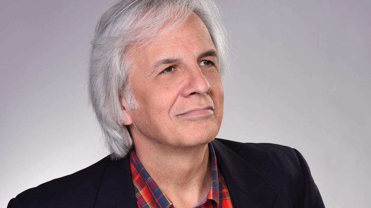 Orlando González Esteva.