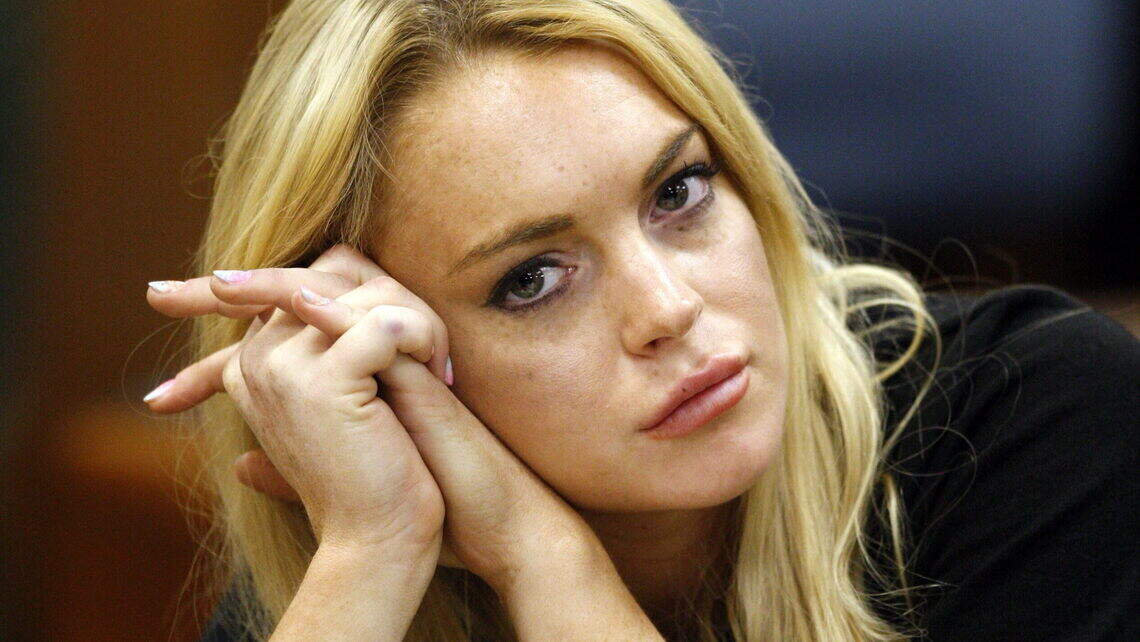 Arrestan al padre de Lindsay Lohan en el sur de la Florida. Descubra por qué