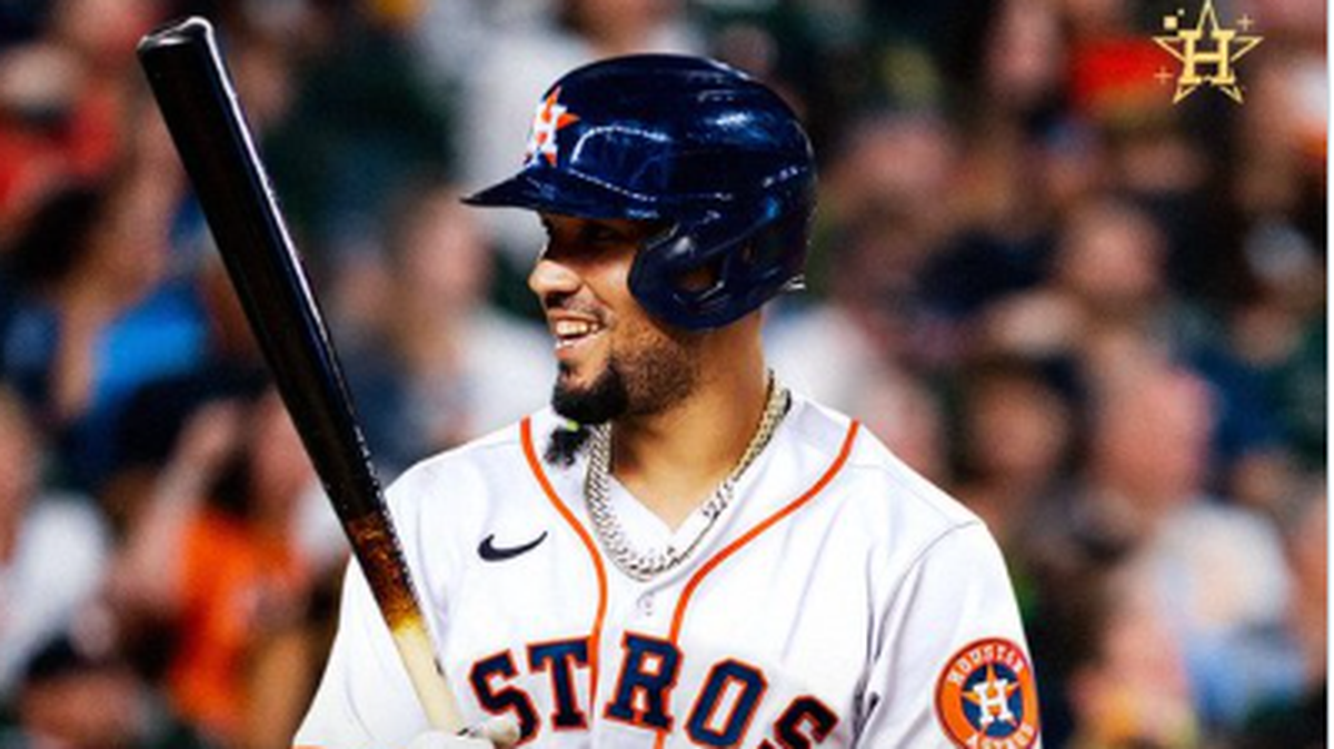 José Abreu llegó a un acuerdo por tres años y $58,5 millones con los Astros de Houston.