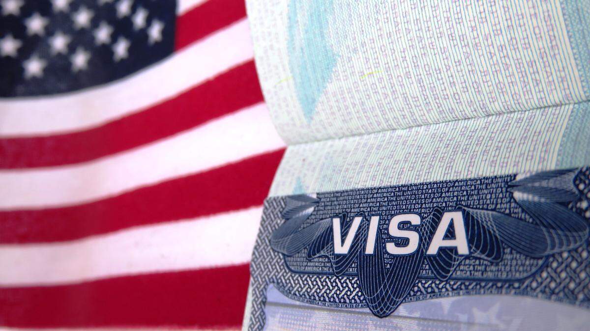Mike Hammer, encargado de negocios de la embajada de Estados Unidos en La Habana, Cuba, aclaró los motivos por los cuales se niegan visas a solicitantes de reunificación familiar.