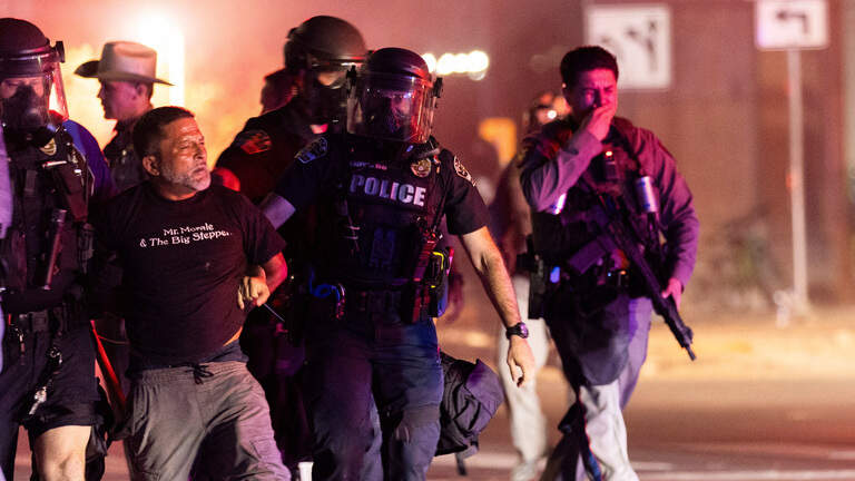Baleado, una cirugía negada y un error del sistema: la pesadilla del migrante venezolano detenido en Texas