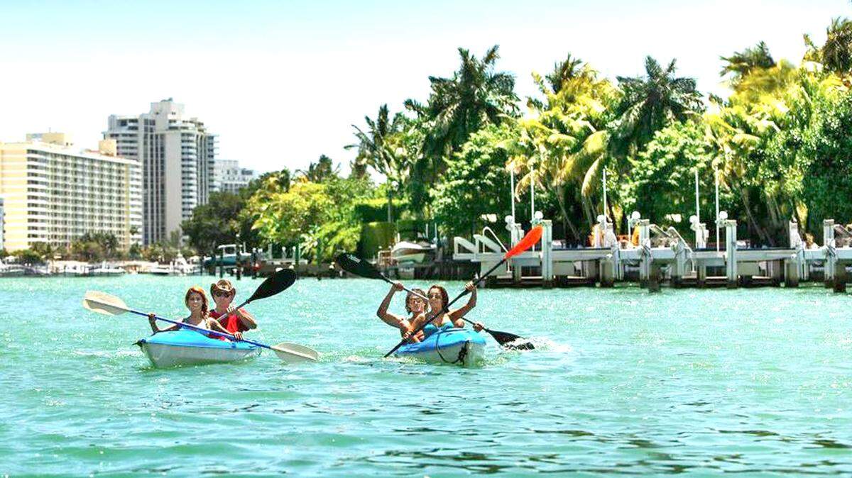 Entre las atracciones de North Miami Beach figura Oleta River State Park, en donde los visitantes pueden practicar ir en canoa, pesca o ciclismo.