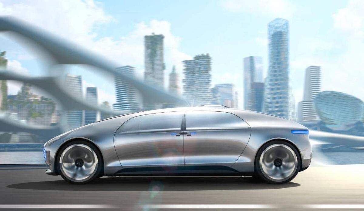 Un automóvil autónomo del futuro cercano: el Mercedes-Benz F015, modelo “Luxury in Motion”.