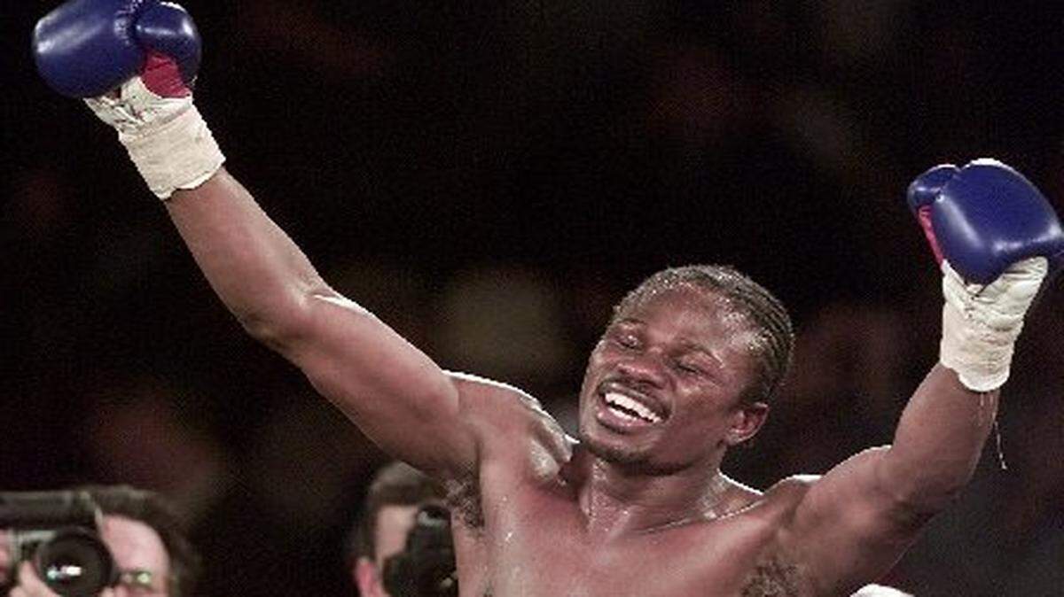El pugilista Vernon Forrest  fue asesinado en julio de 2009 mientras perseguía a un cómplice de Charmon Sinkfield, Jquante Ware, quien había asaltado al púgil y le había quitado un anillo de campeón y un reloj Rolex.