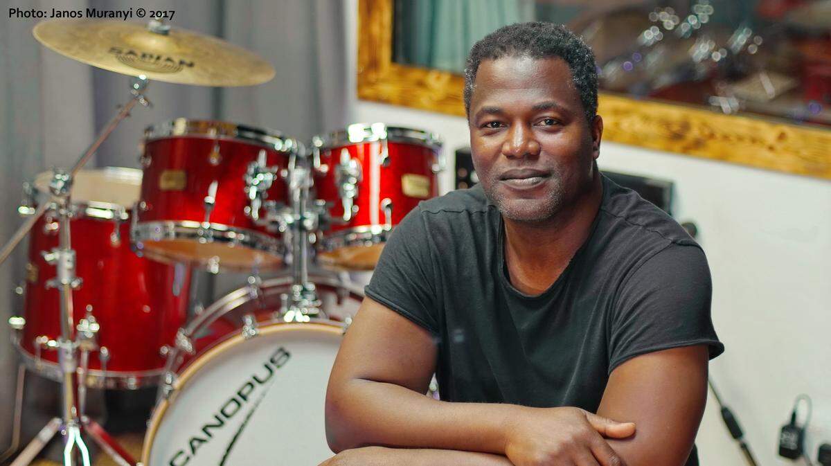 Jonathan Joseph se presentará en La Playa el domingo 6 de enero, de 4:30 p.m. a 6 p.m., en el escenario principal de Euclid Circle.